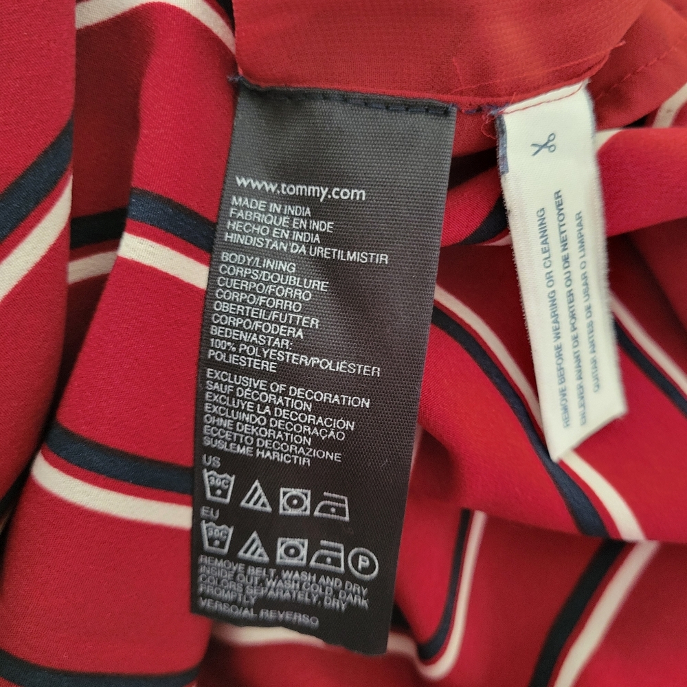 Medium Tommy Hilfiger Dress - Picture 5 of 5